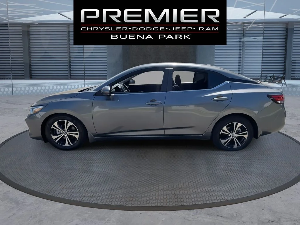 Used 2020 Gray Nissan SV image 5