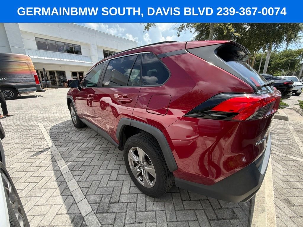 Used 2022 Pearl Toyota XLE image 5