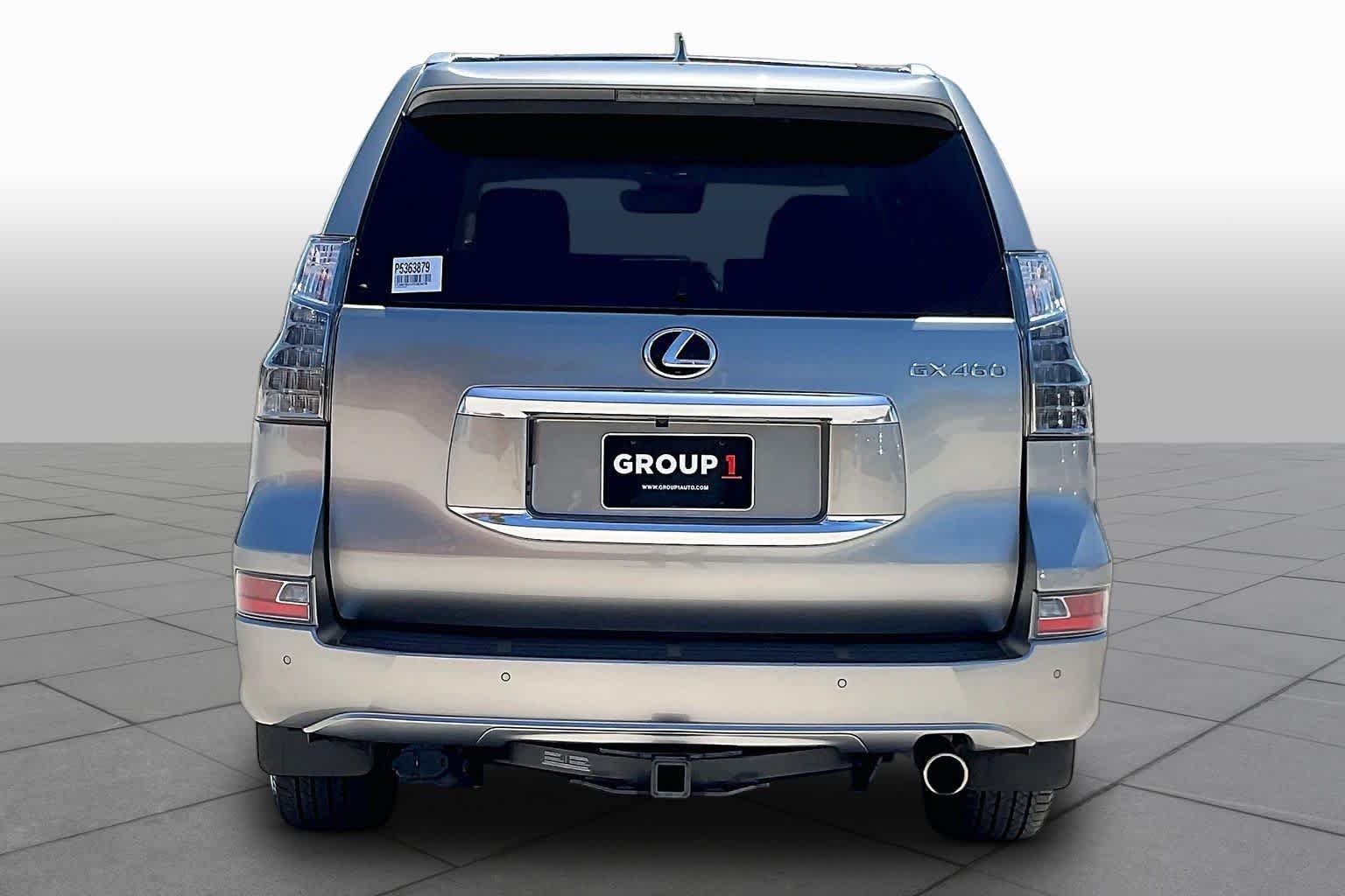 Used 2023 Atomic Silver Lexus Premium image 5