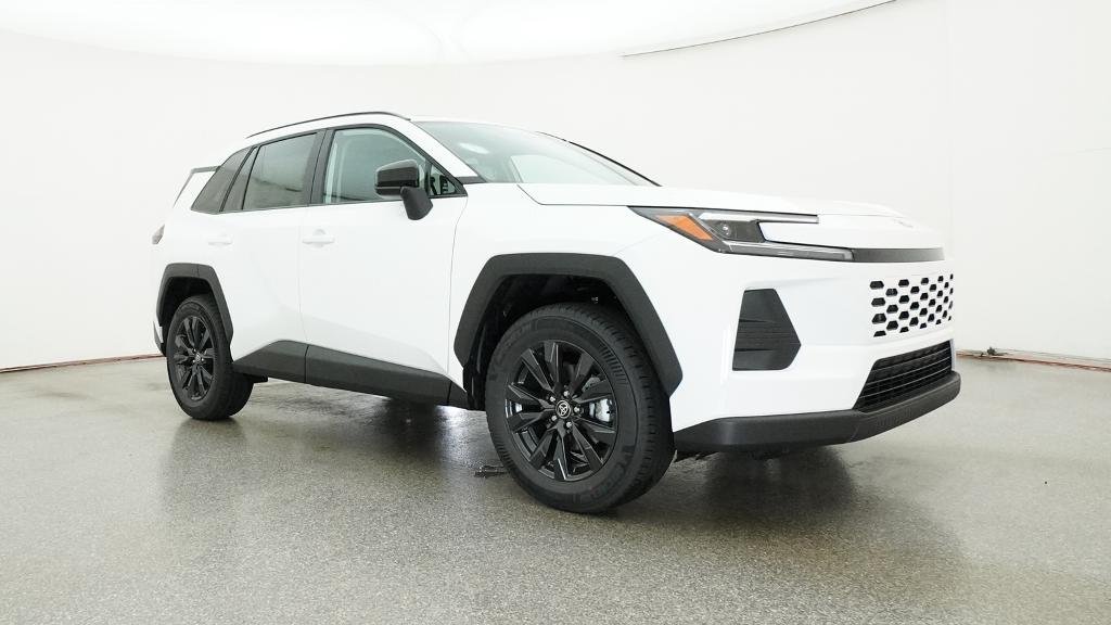 New 2026 Ice Cap Toyota XLE Premium image 9