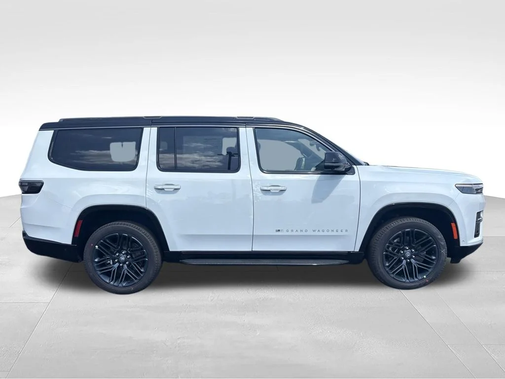 New 2026 Bright White Clear-Coat Exterior Paint Jeep Grand Wagoneer image 2