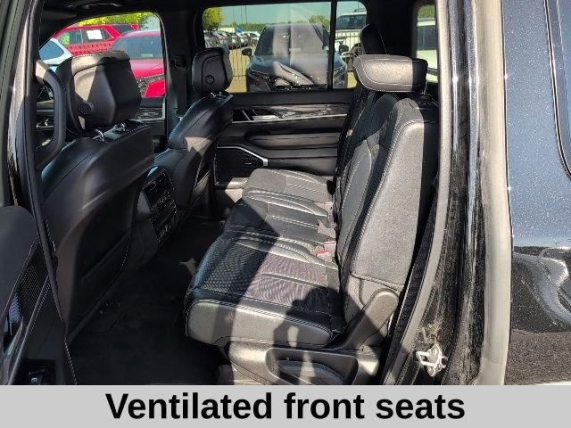 Used 2022 Black Jeep Series II image 13