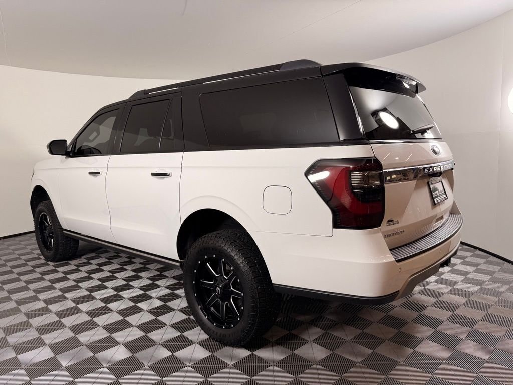 Used 2019 White Ford Limited image 11