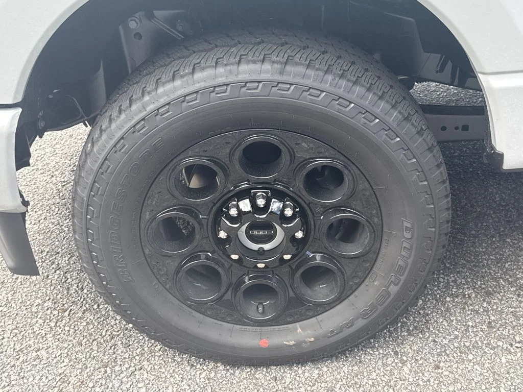 New 2026 Avalanche Ford F-250® XLT image 11