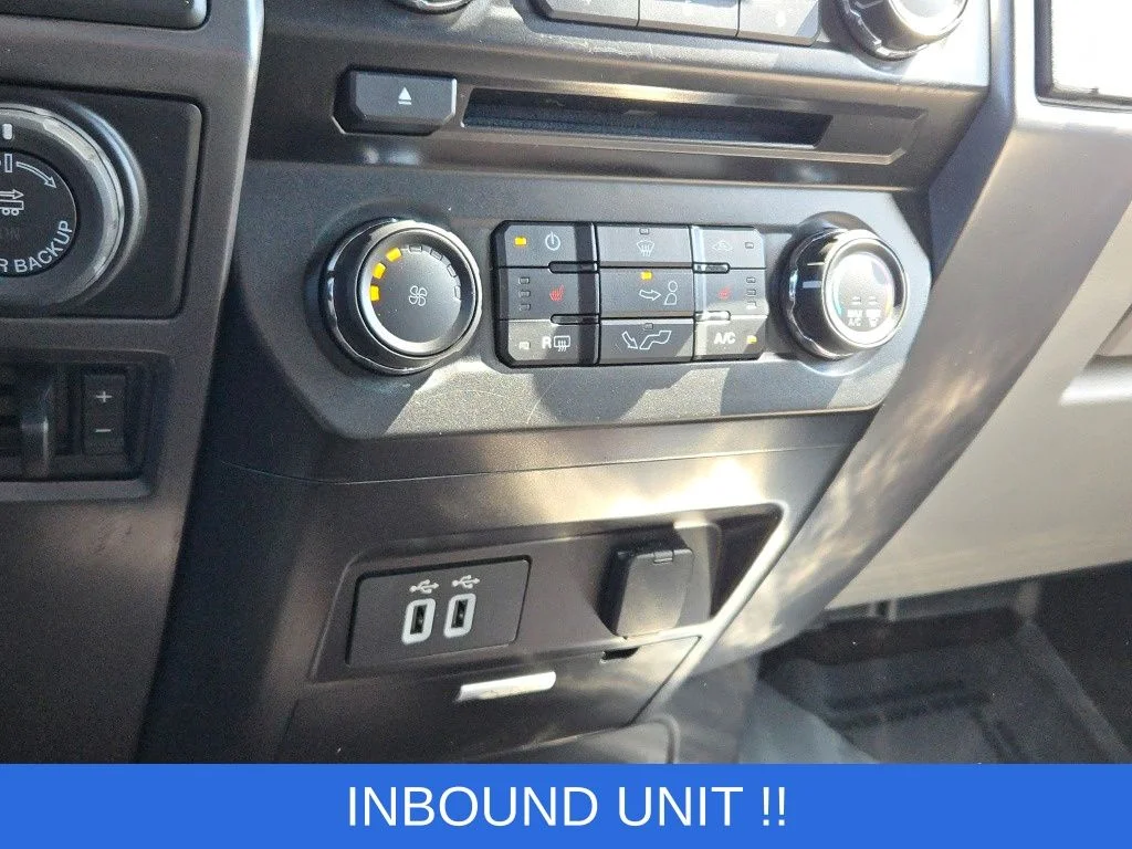 Used 2016 Red Ford XLT image 26