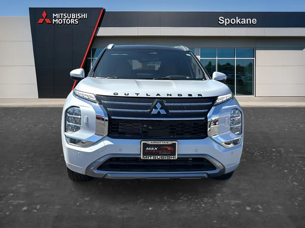New 2026 White Diamond Mitsubishi SEL image 2