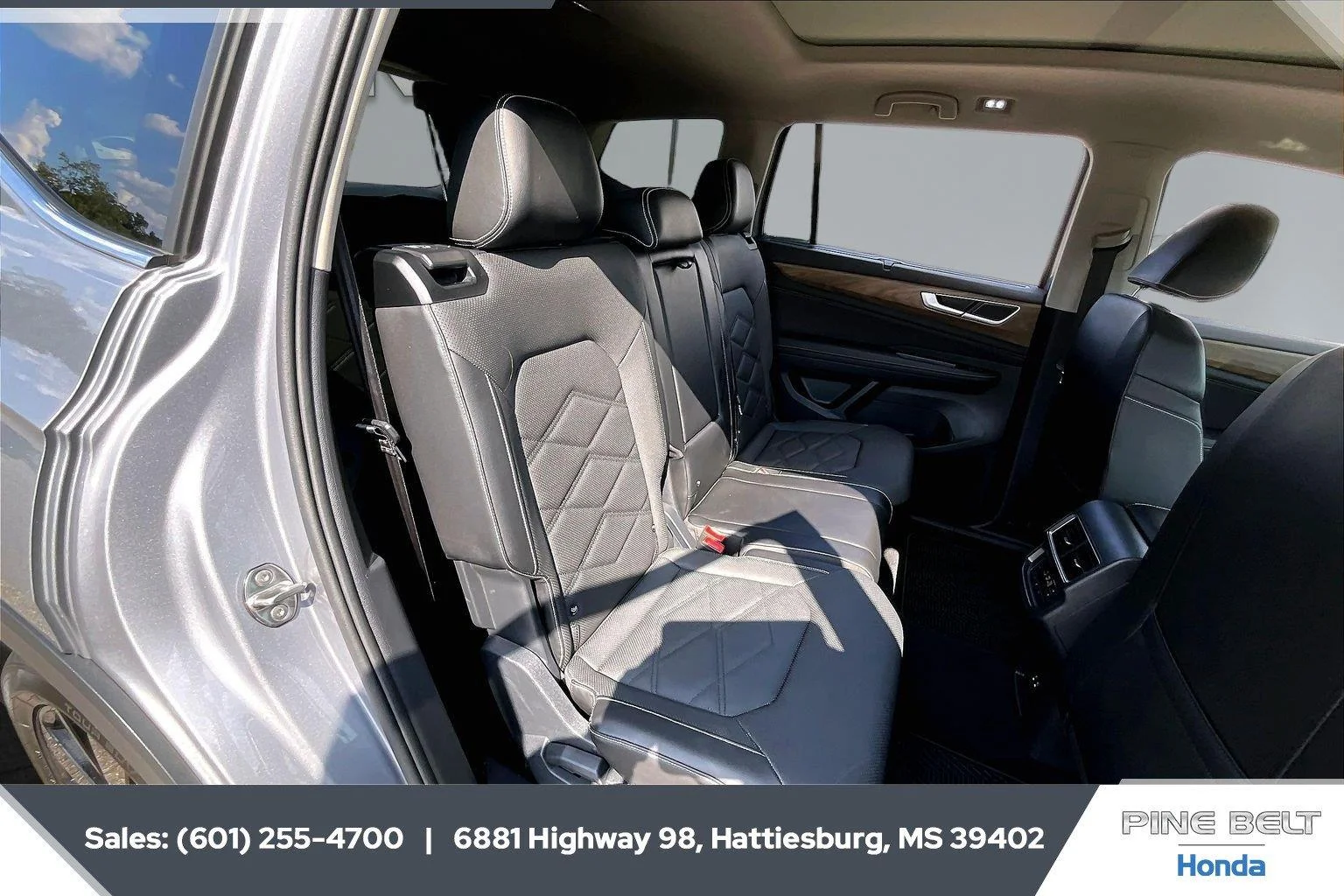 Used 2024 Silver Mist Metallic Volkswagen 2.0T SE w/Technology image 20