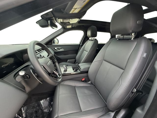 Certified Used 2026 White Land Rover Dynamic SE image 10
