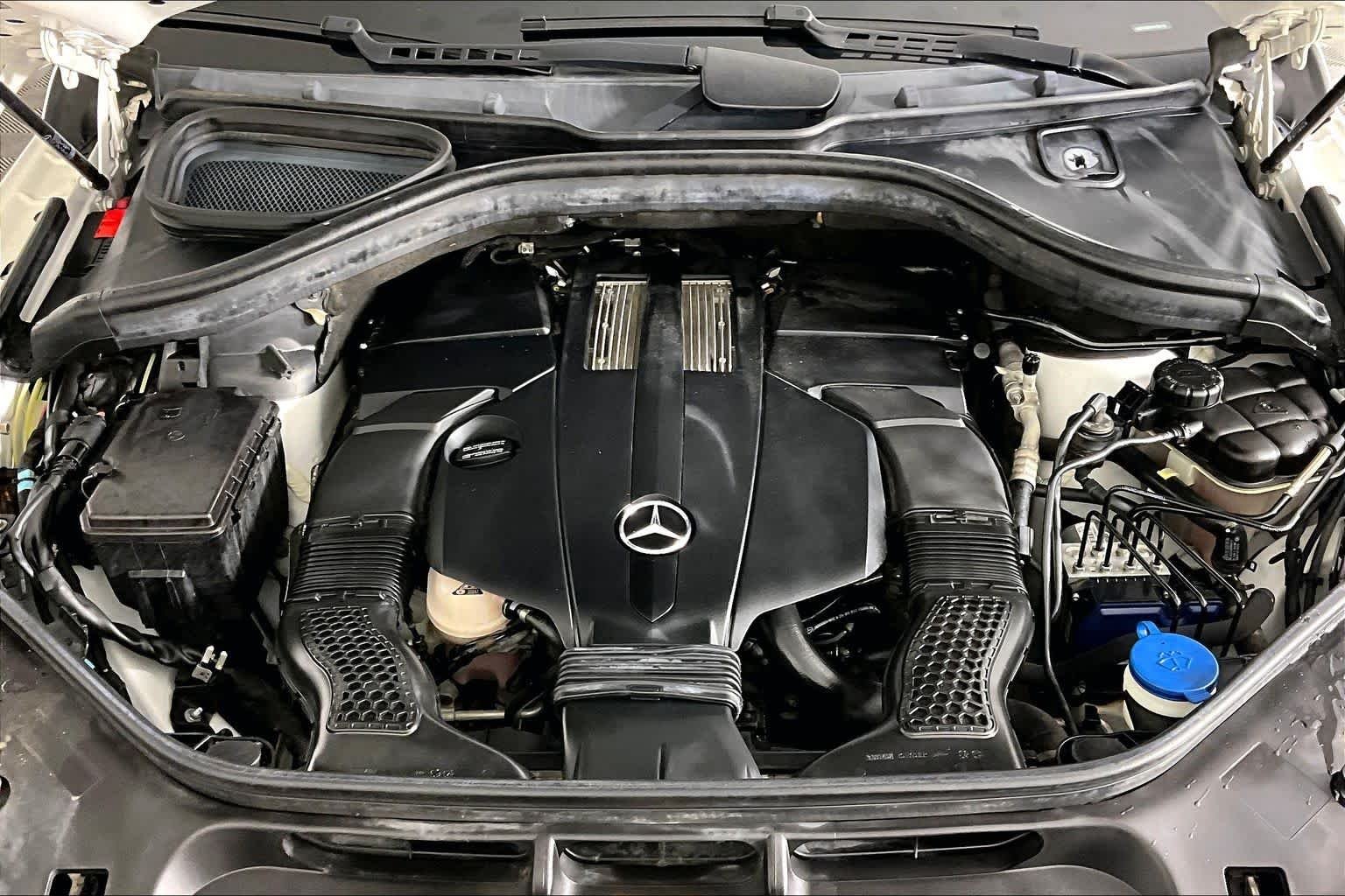 Used 2017 Polar White Mercedes-Benz GLS 450 image 28