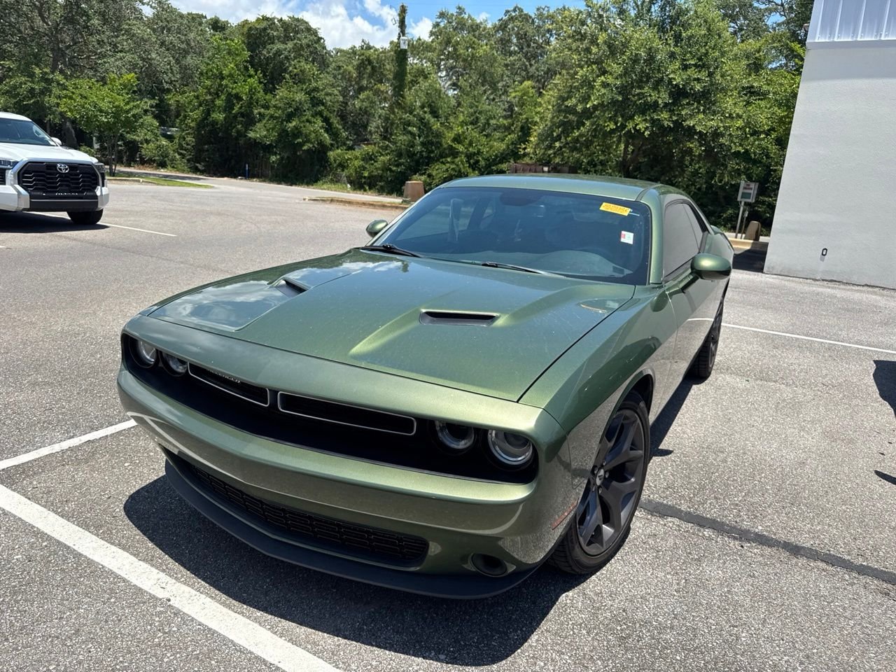 2018 Dodge Challenger SXT's photo
