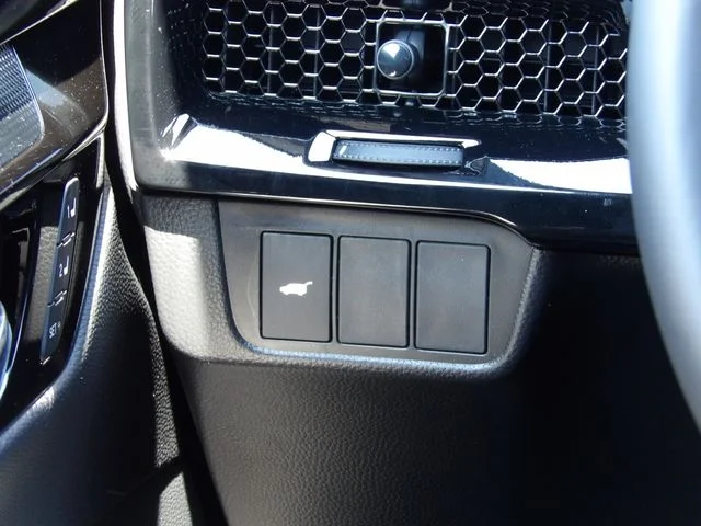 New 2026 Urban Gray Pearl Honda Sport Touring image 27