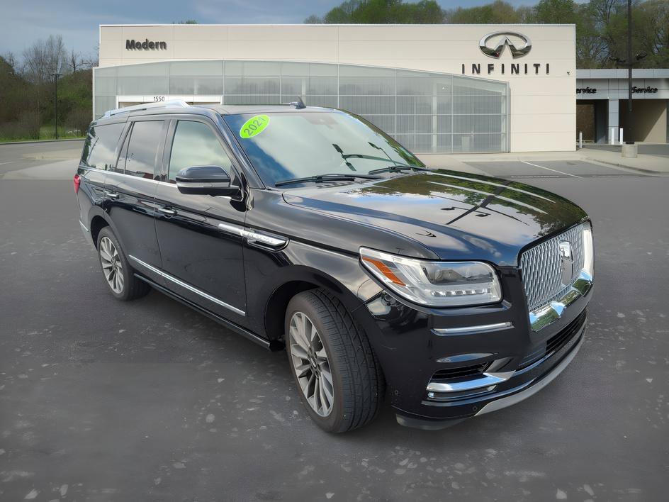 Used 2021 Black Lincoln Reserve image 2