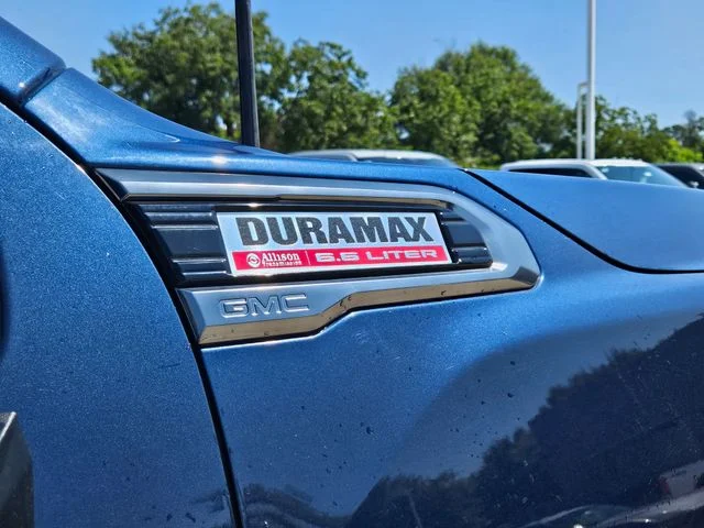Used 2022 Pacific Blue Metallic GMC AT4 image 4