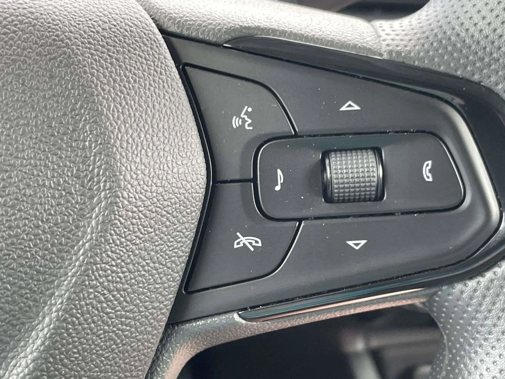 Used 2025 Gray Chevrolet LT image 22