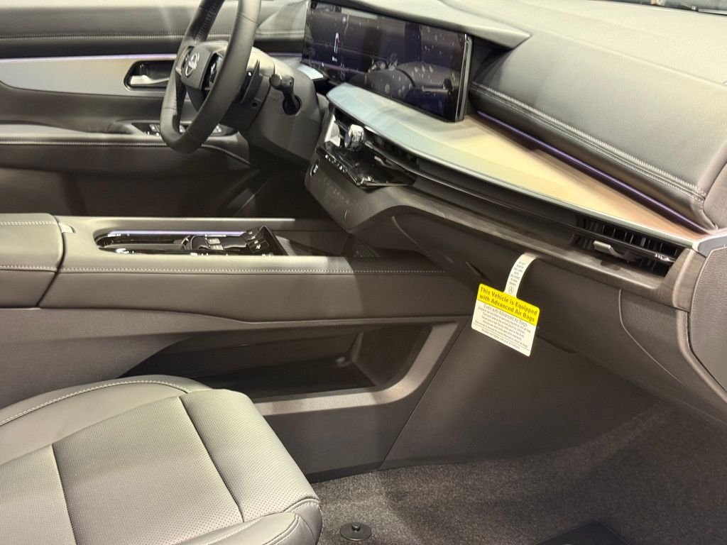 New 2026 White Nissan SL image 27
