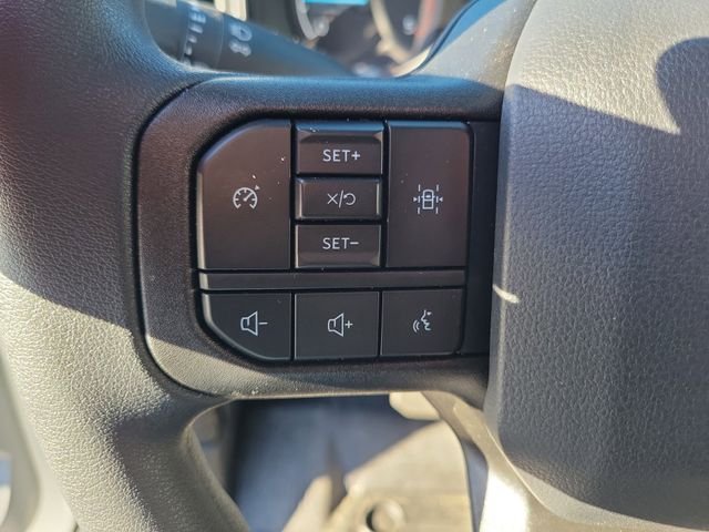 2025 Ford F-350 Super Duty Chassis Cab XL