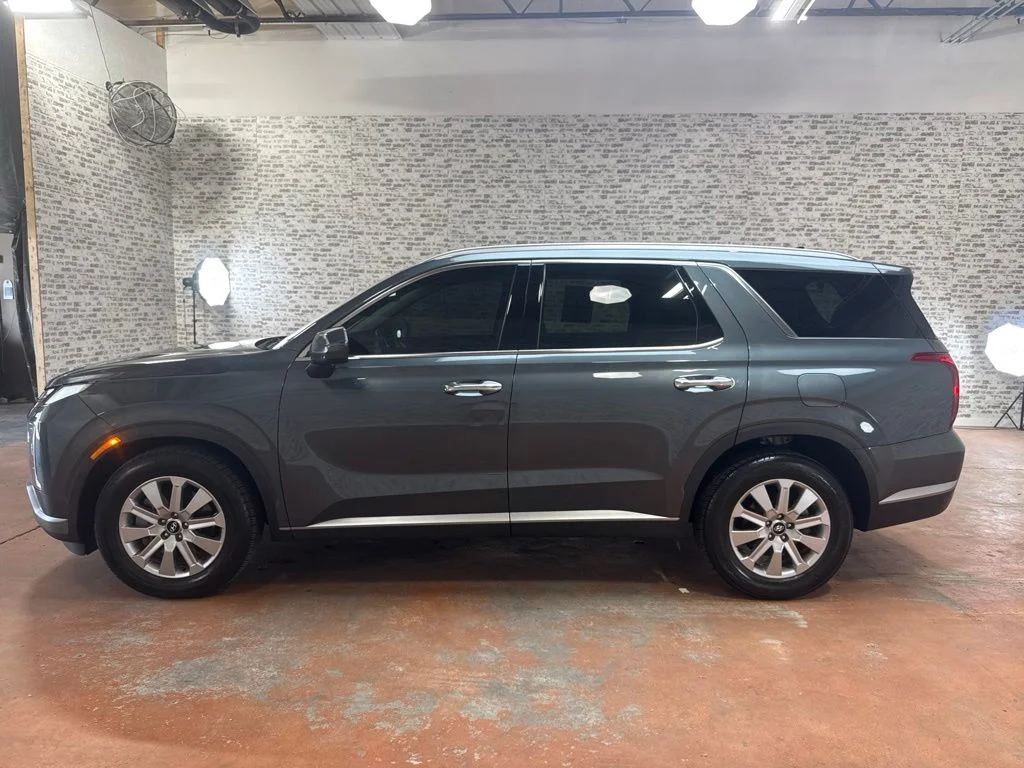 Used 2023 Steel Graphite Hyundai SEL image 4