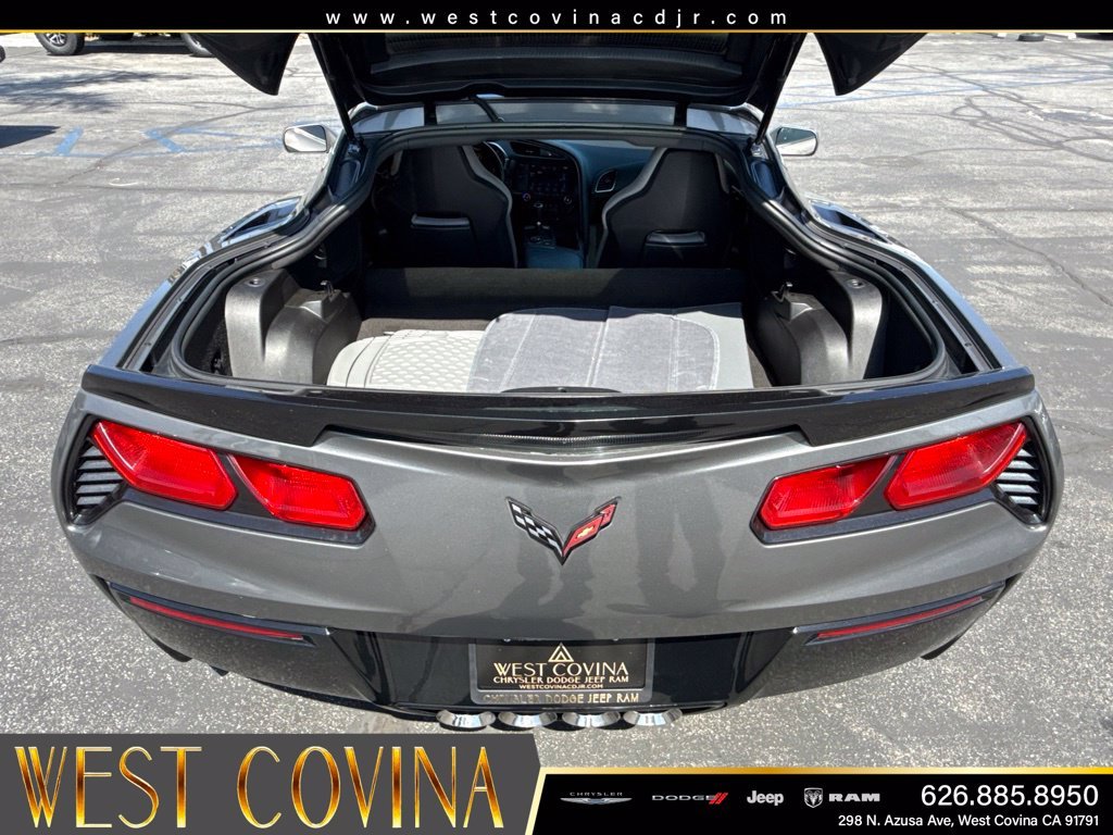 Used 2015 Gray Chevrolet Stingray image 21