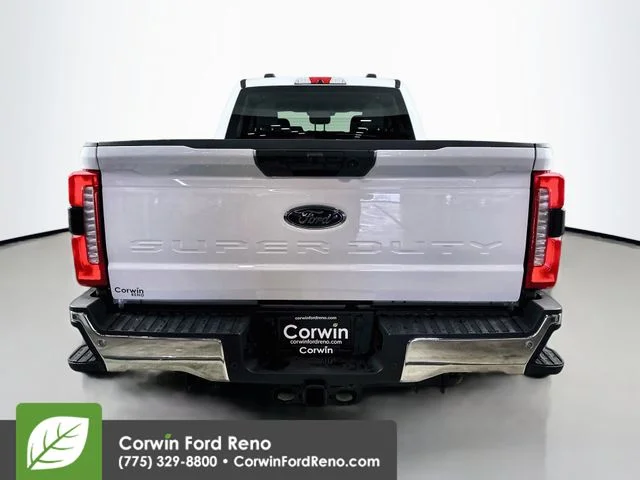 New 2026 Oxford White Ford XLT image 6