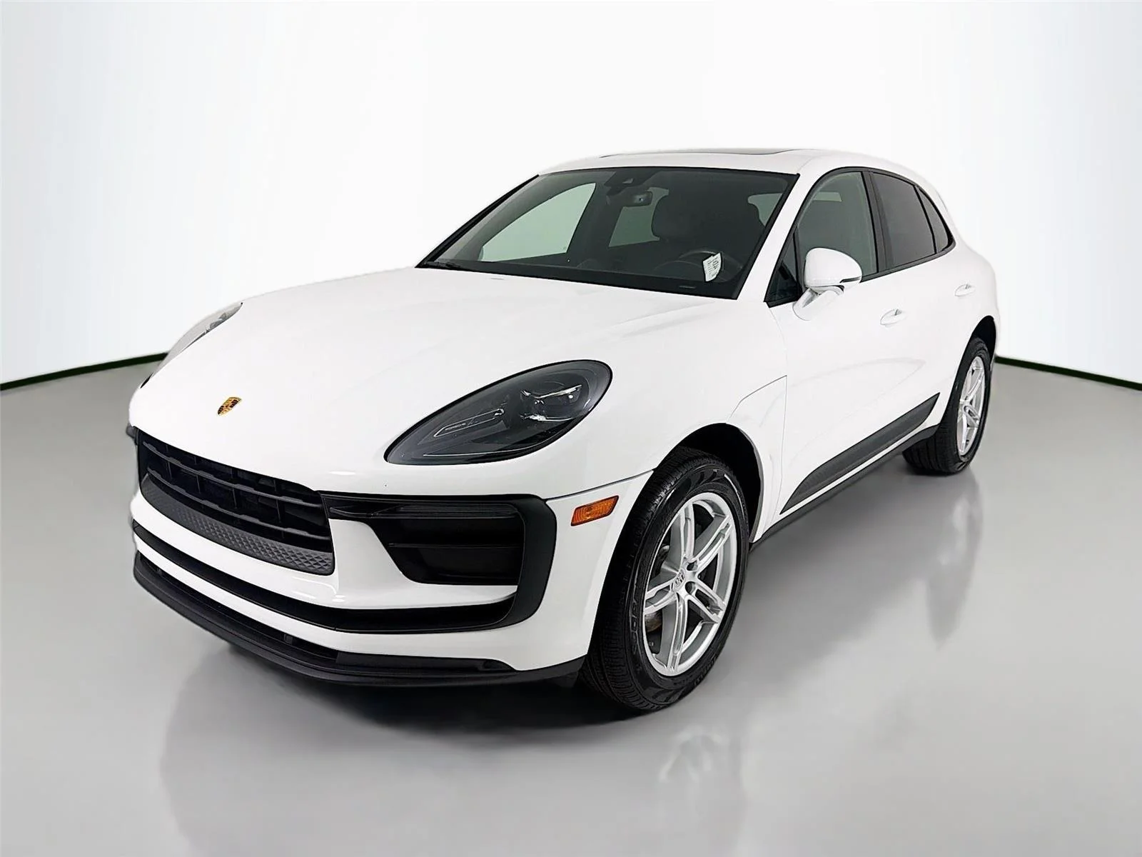 2022 Porsche Macan