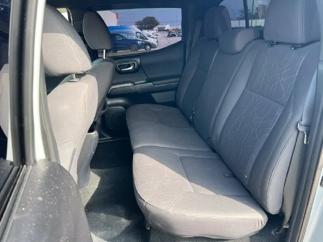 Used 2018  Toyota TRD Sport image 33