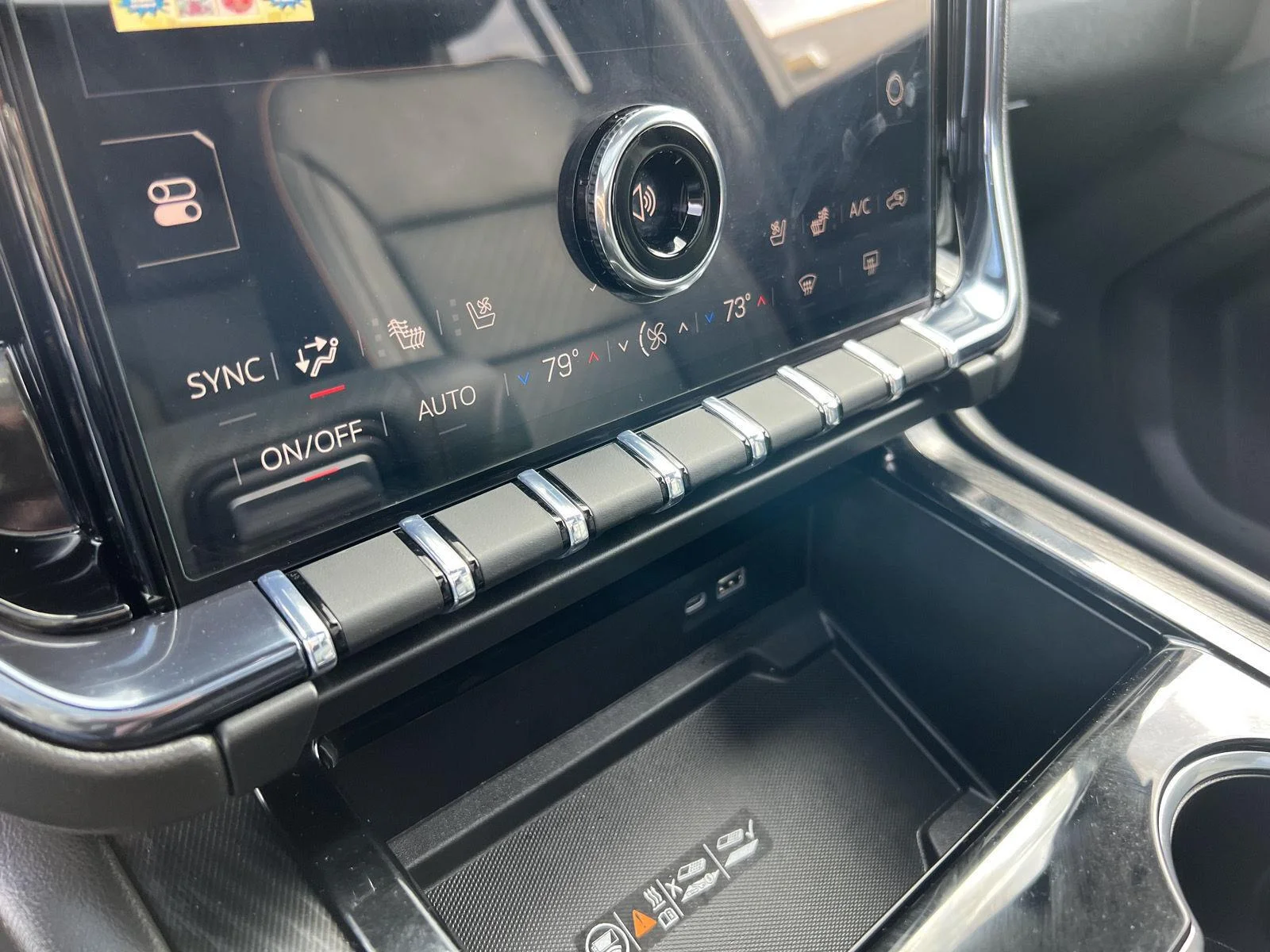 2026 GMC Yukon XL AT4 - Photo 25