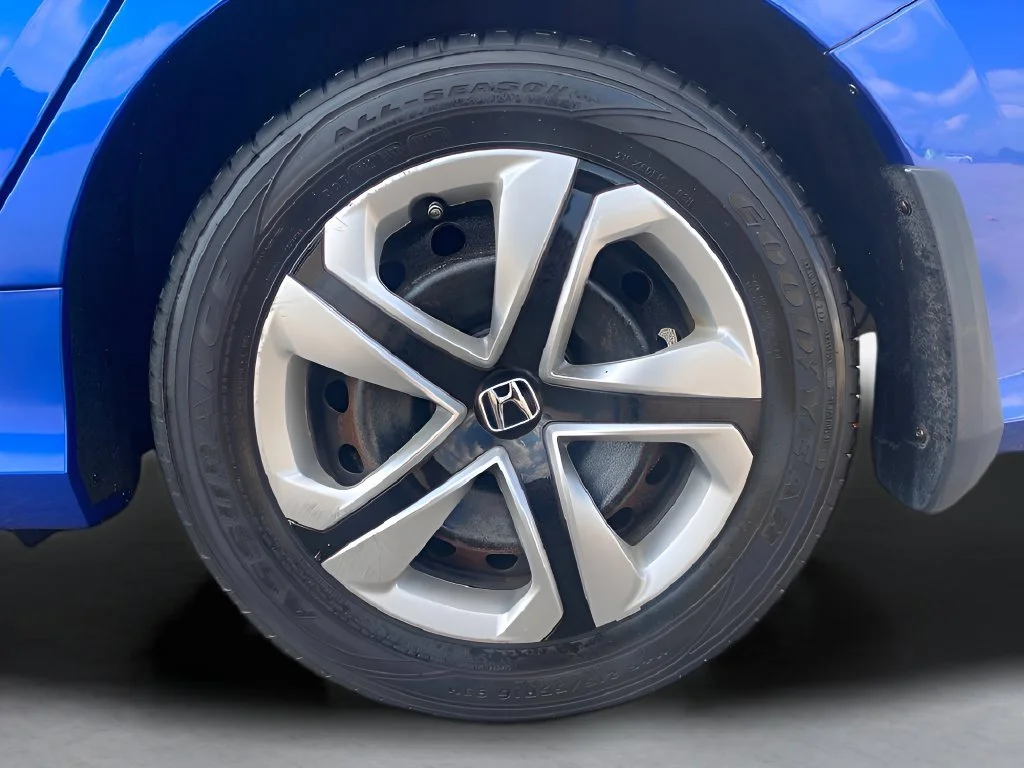 Used 2018 Blue Honda LX image 33