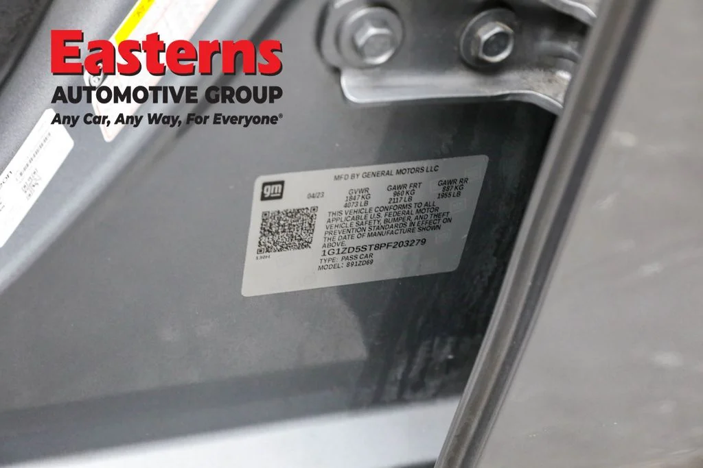Used 2023 Gray Chevrolet LT image 34