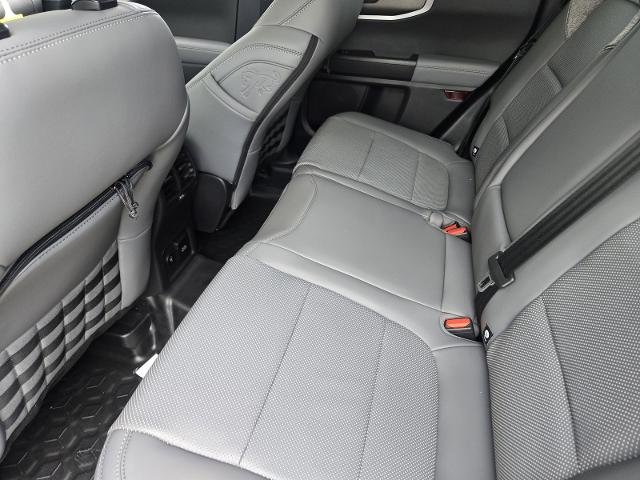 New 2026 Azure Gray Metallic Tri-Coat Ford Badlands® image 38