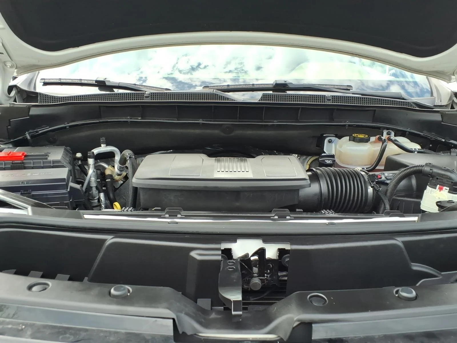 Used 2023 Summit White Chevrolet Premier image 35