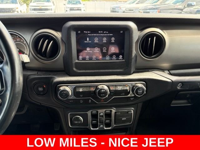 Used 2020 Gray Jeep Unlimited Sport S image 22