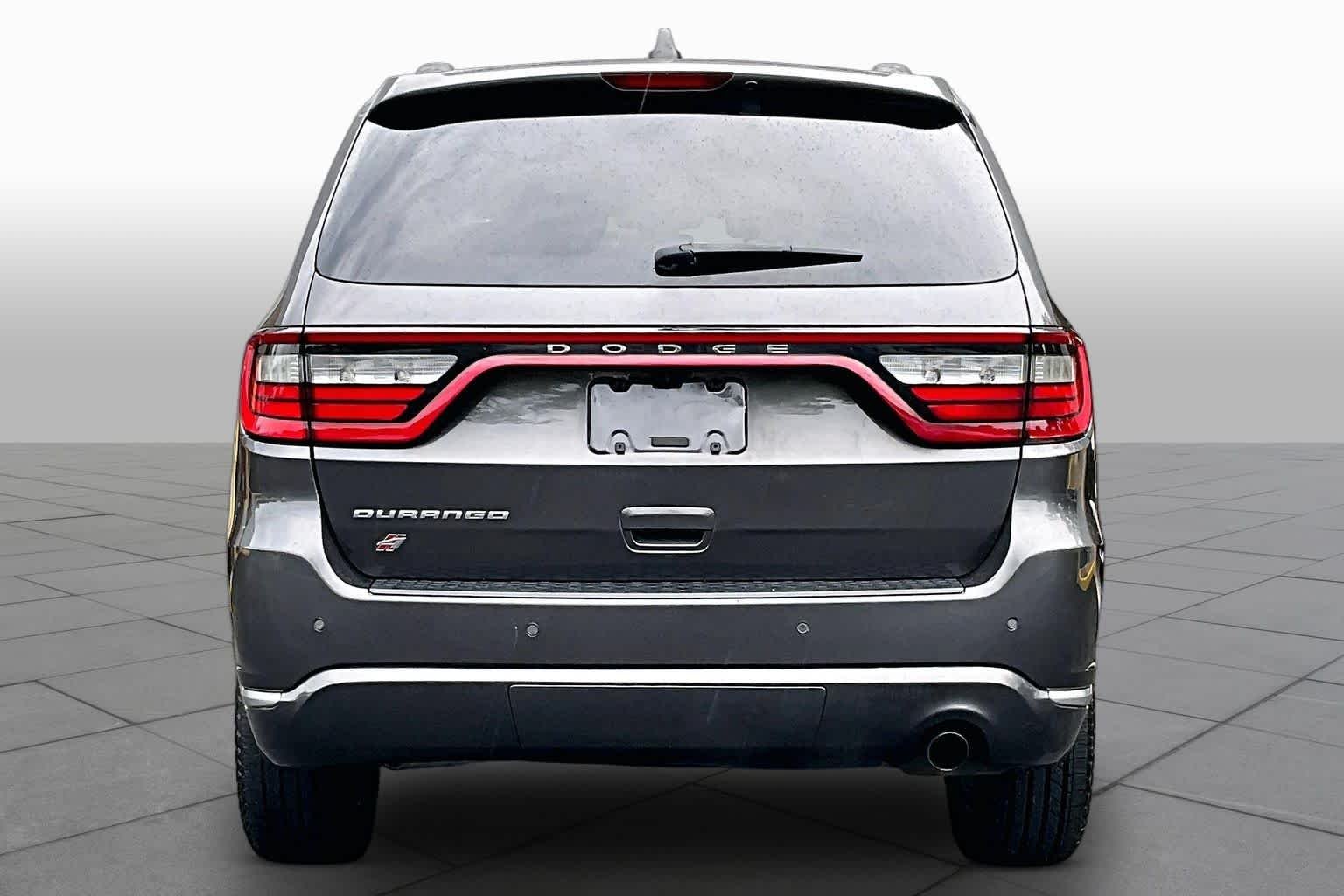 Used 2018 Granite Clearcoat Dodge SXT image 5