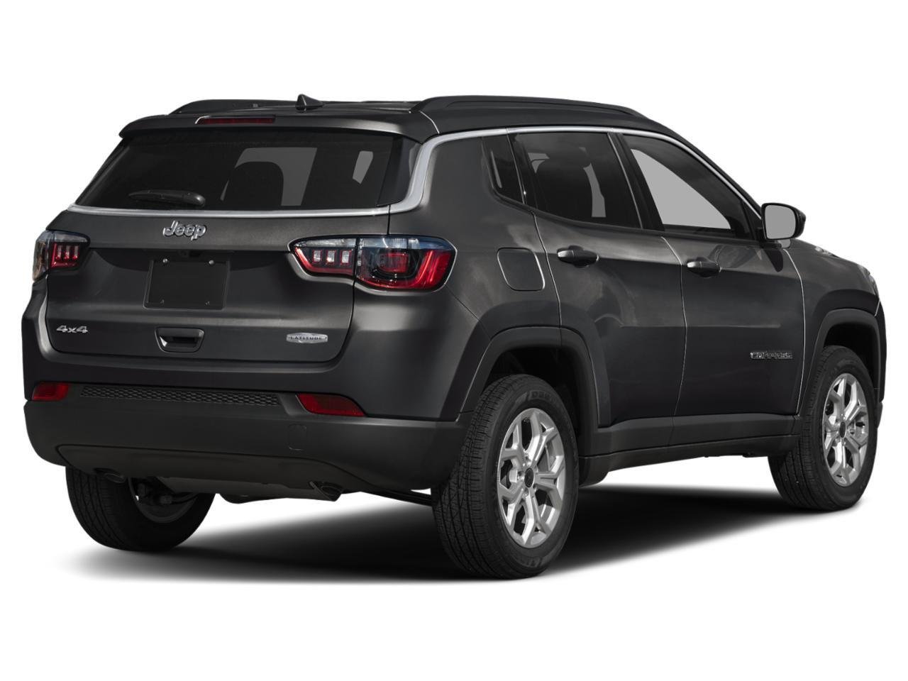 New 2026 Diamond Black Crystal Pearl-Coat Exterior Paint Jeep Limited image 11