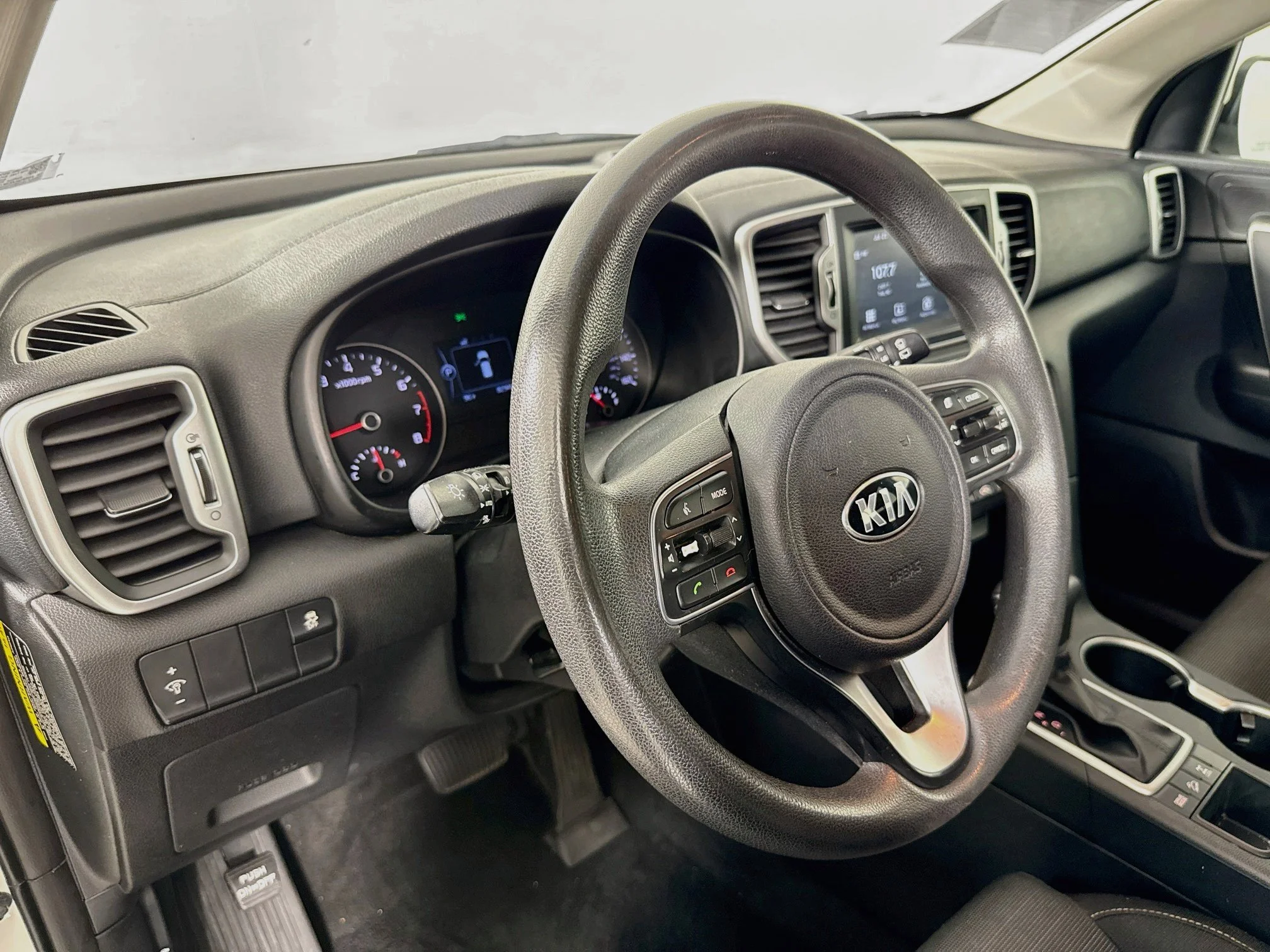 Used 2019 Clear White Kia LX image 9