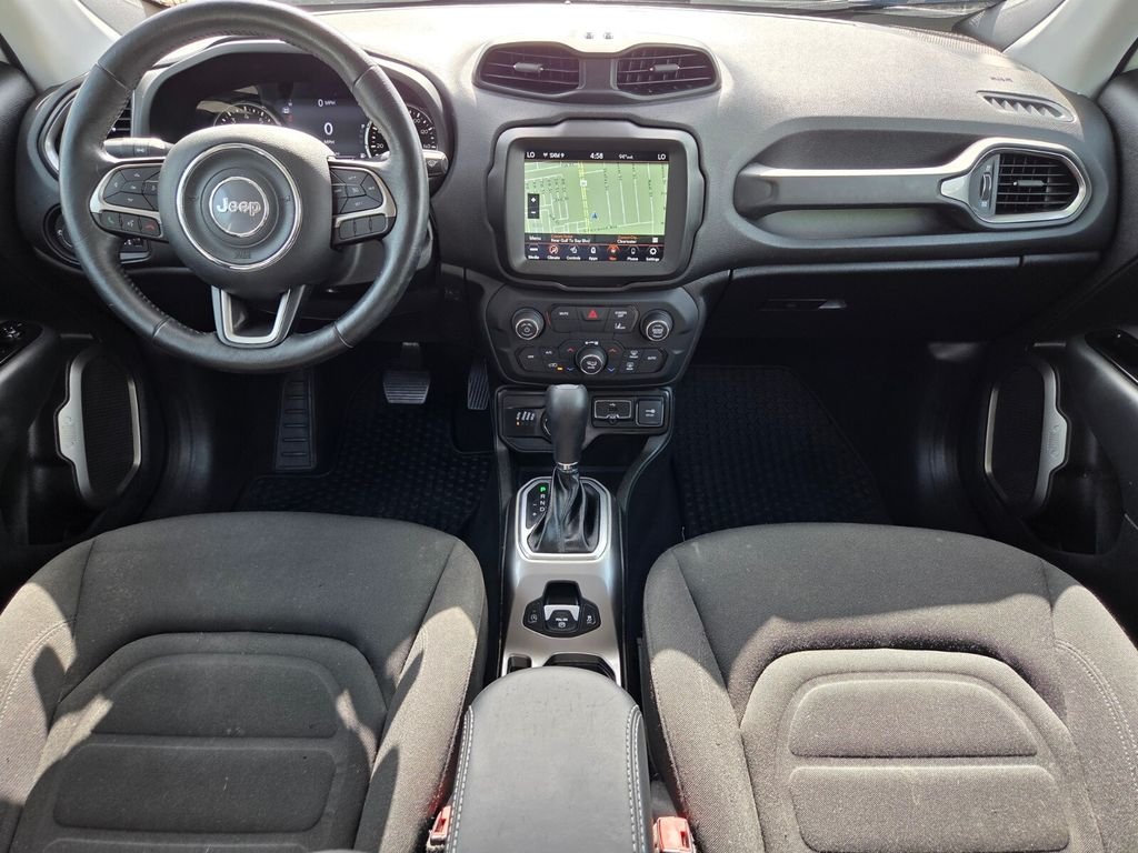 Certified Used 2022 White Jeep Latitude image 17
