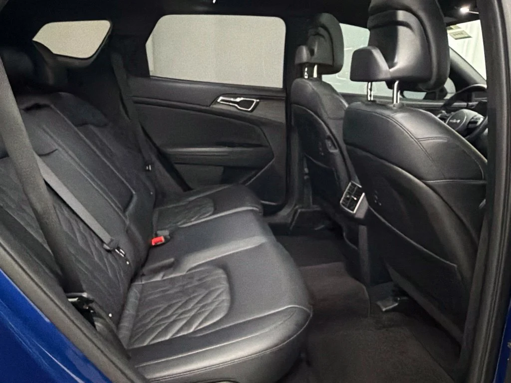 Used 2023 Blue Kia X-Line image 33