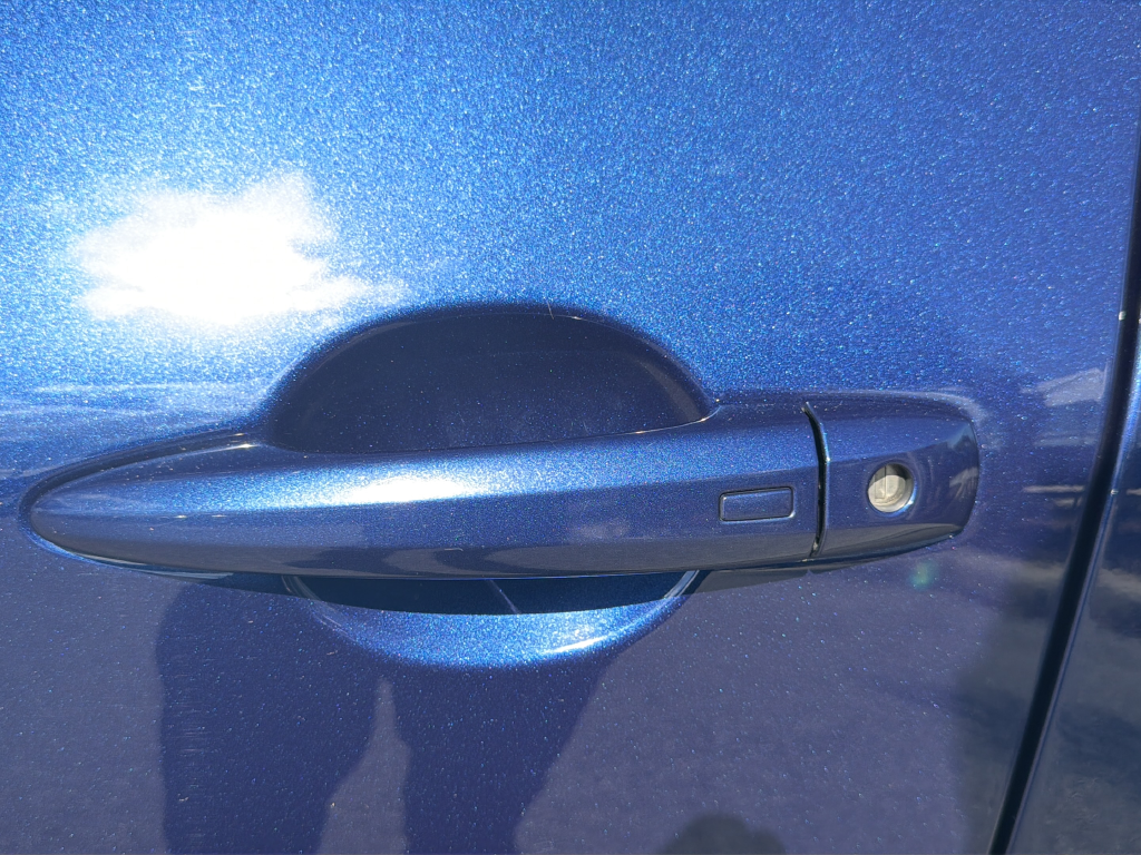 Used 2021 Blue Nissan SV image 51