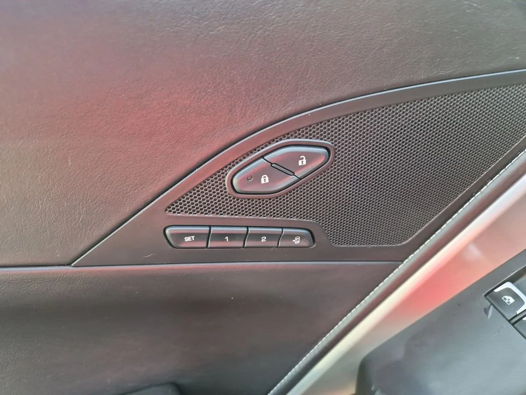 Used 2014 Red Chevrolet Z51 image 21