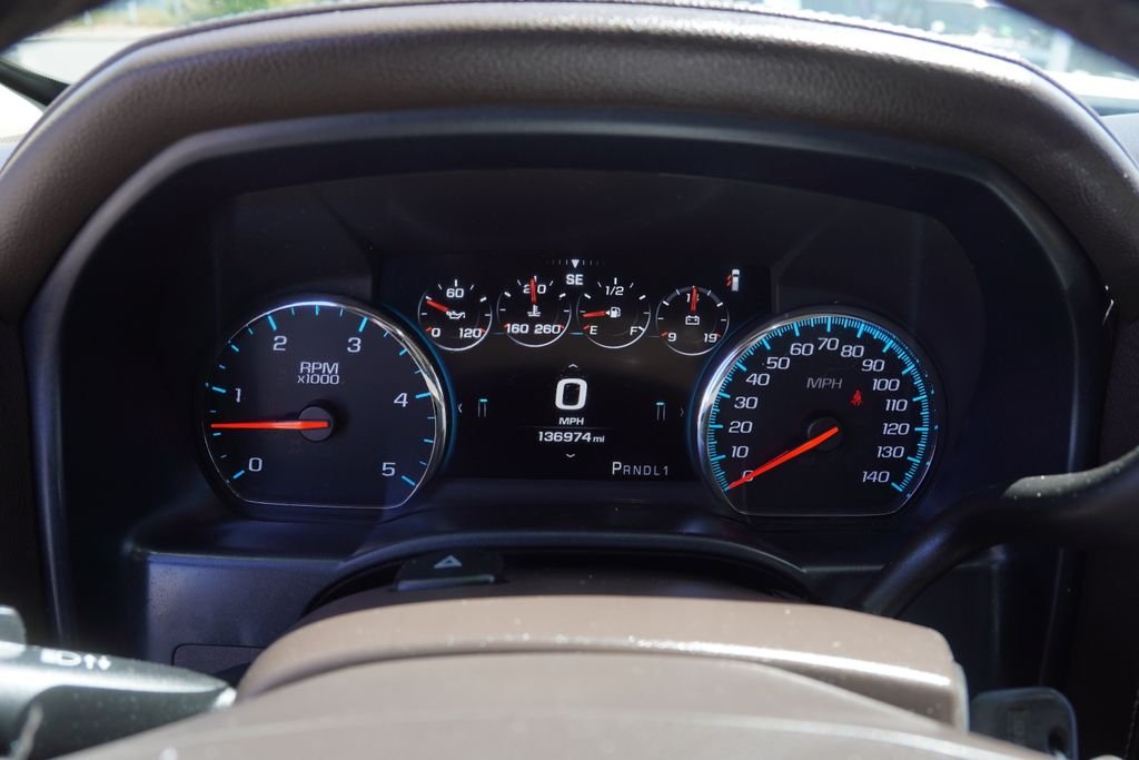 Used 2018 White GMC Denali image 20