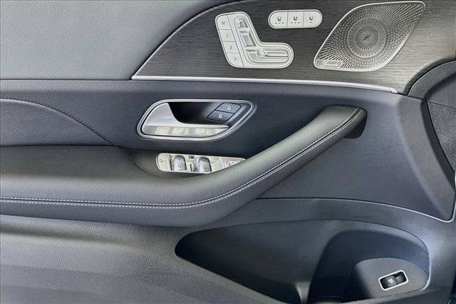 New 2027 Obsidian Black Metallic Mercedes-Benz GLS 450 image 46