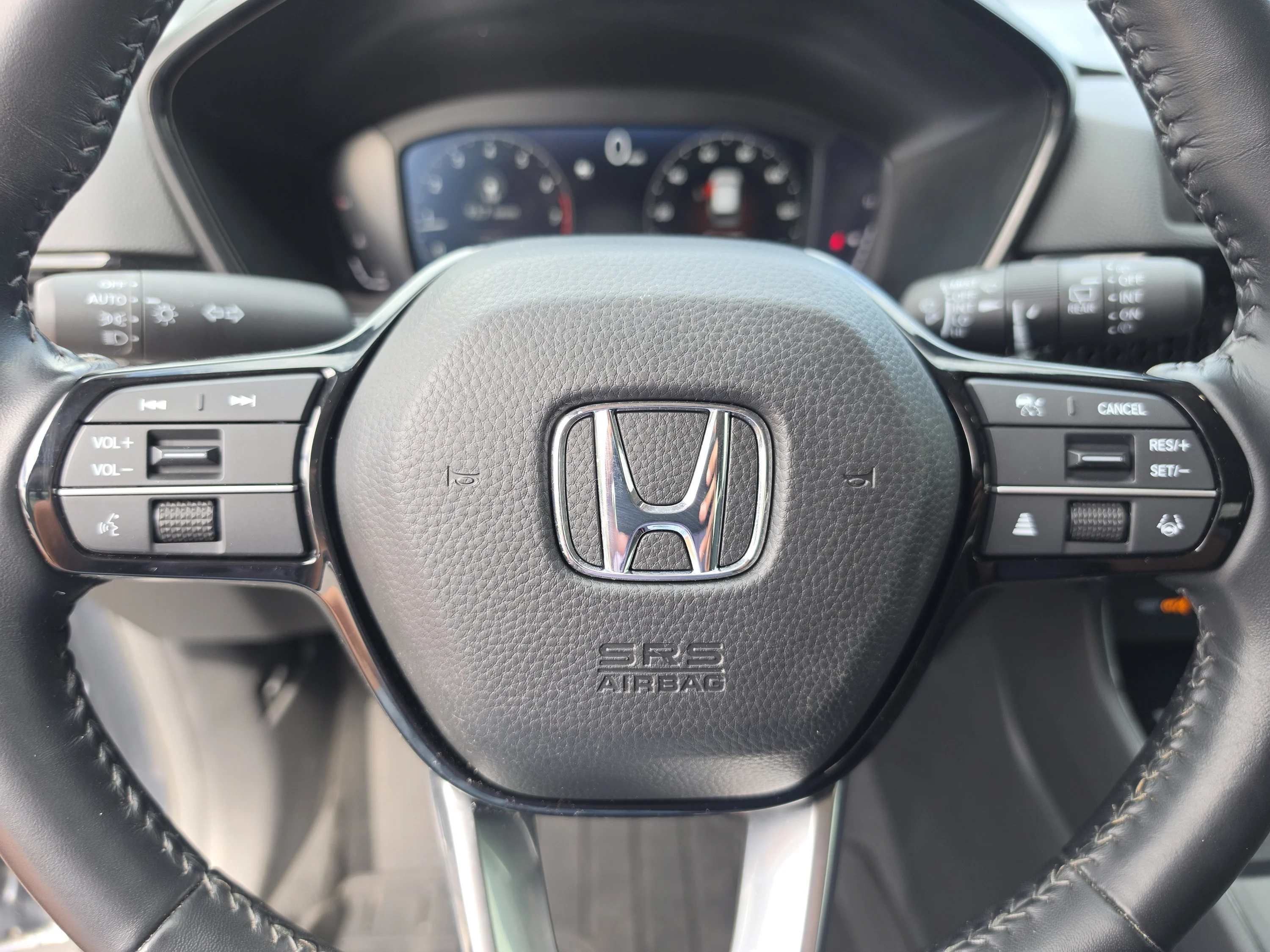 Used 2026 Meteorite Gray Metallic Honda EX-L image 35