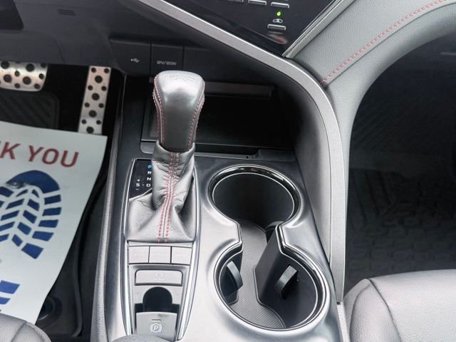 2020 Toyota Camry XSE - Photo 17