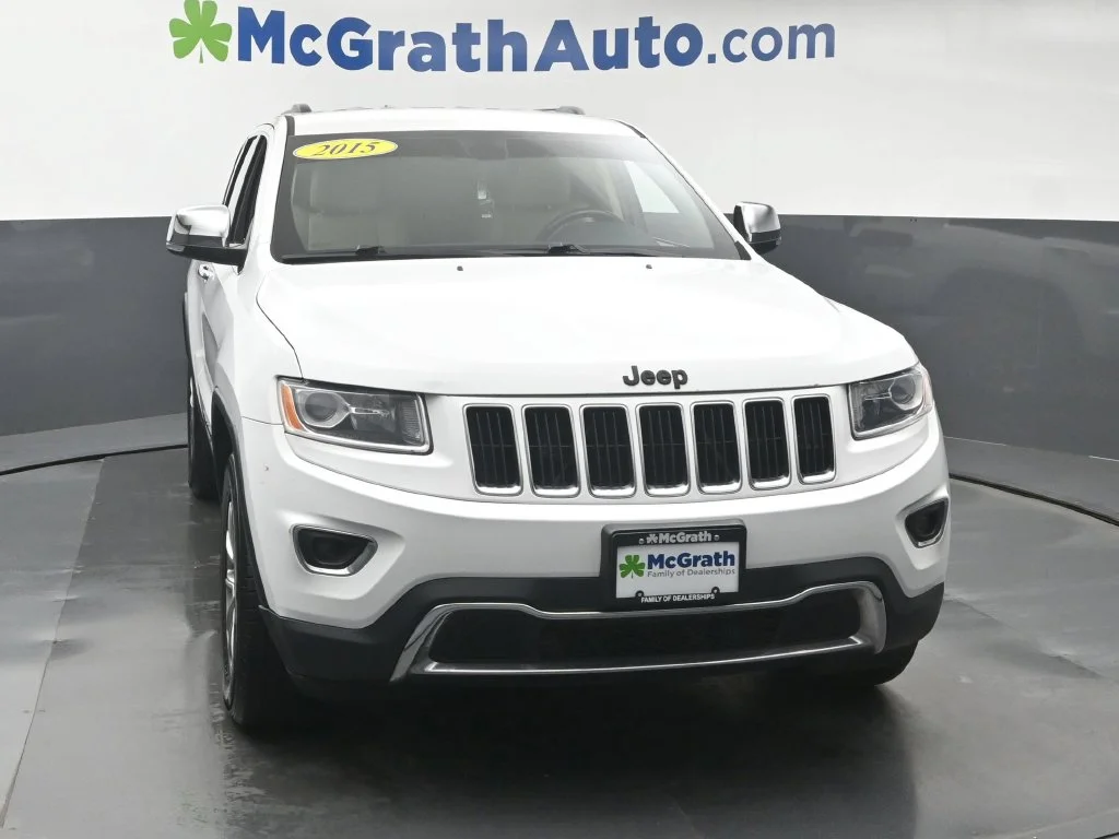 Used 2015 White Jeep Limited image 5