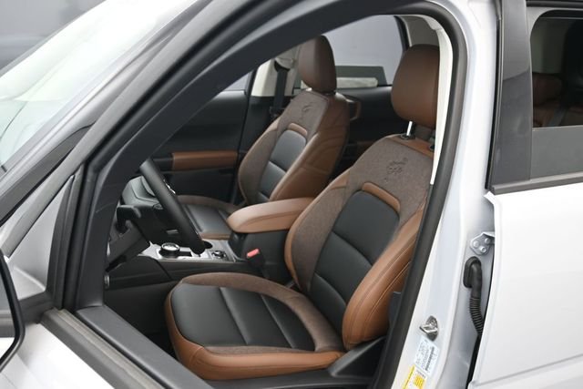 New 2026 Space White Metallic Ford Outer Banks® image 10