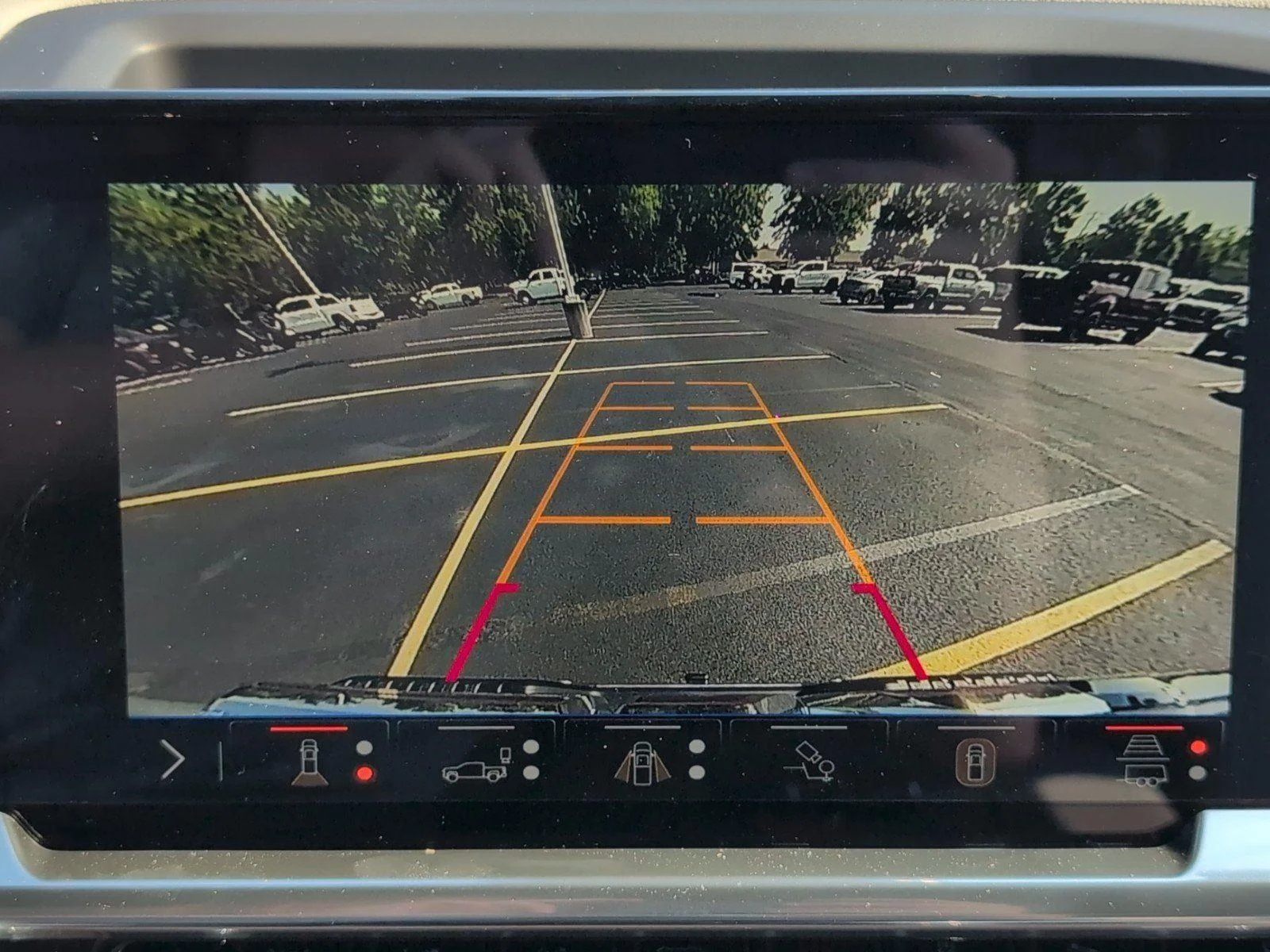 New 2026 Glacier White Tricoat GMC SLT image 22