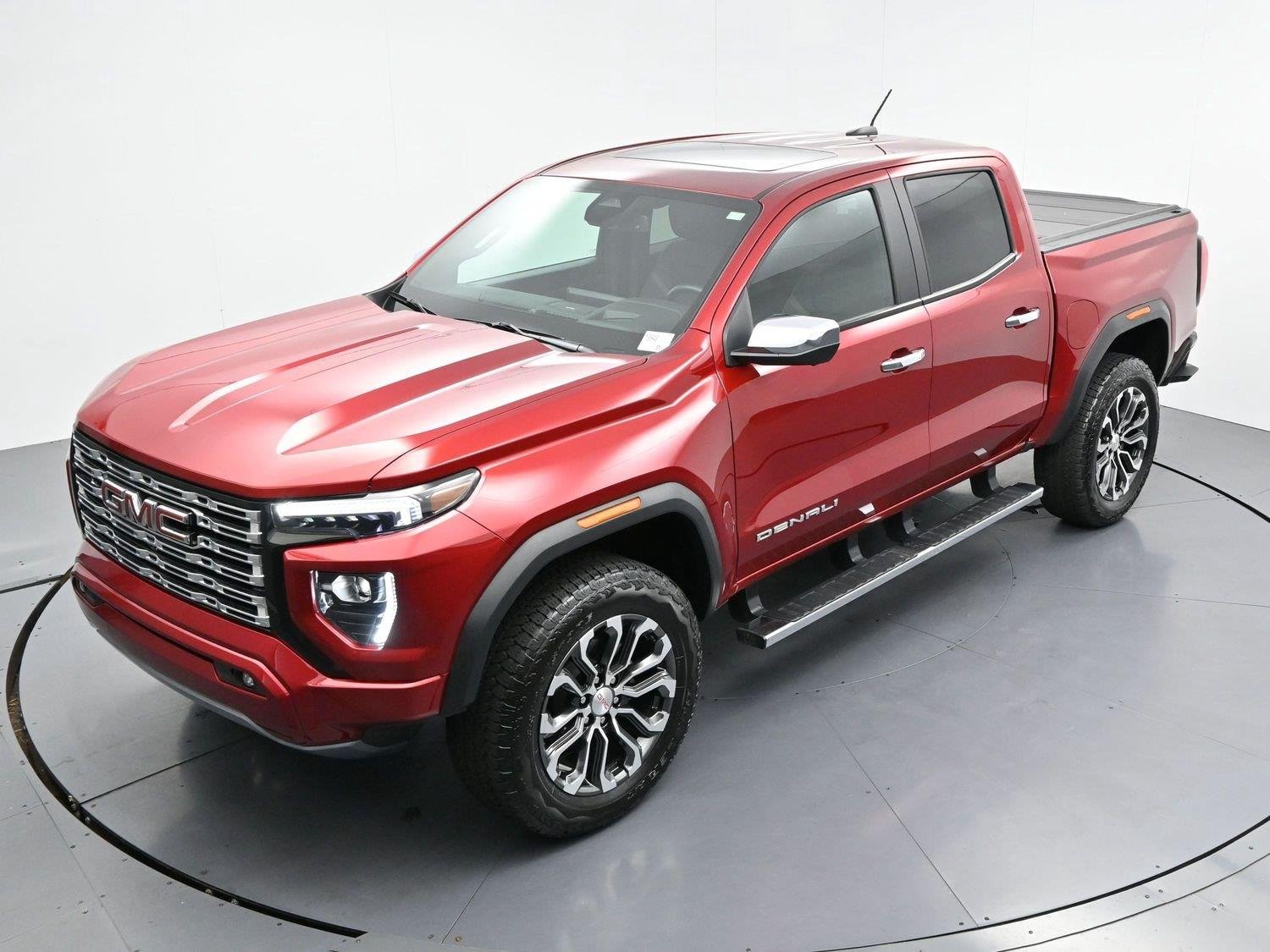 Used 2025 Volcanic Red Tintcoat GMC Denali image 37