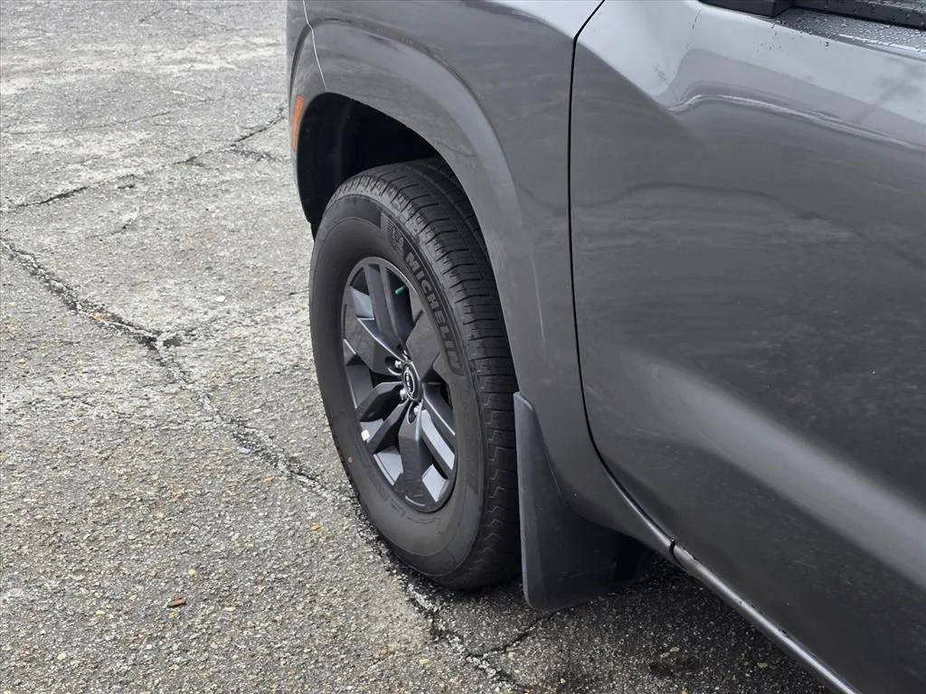 Used 2025 Gray Nissan SV image 17