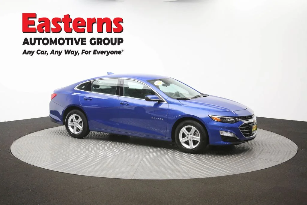 Used 2023 Blue Chevrolet LT image 47