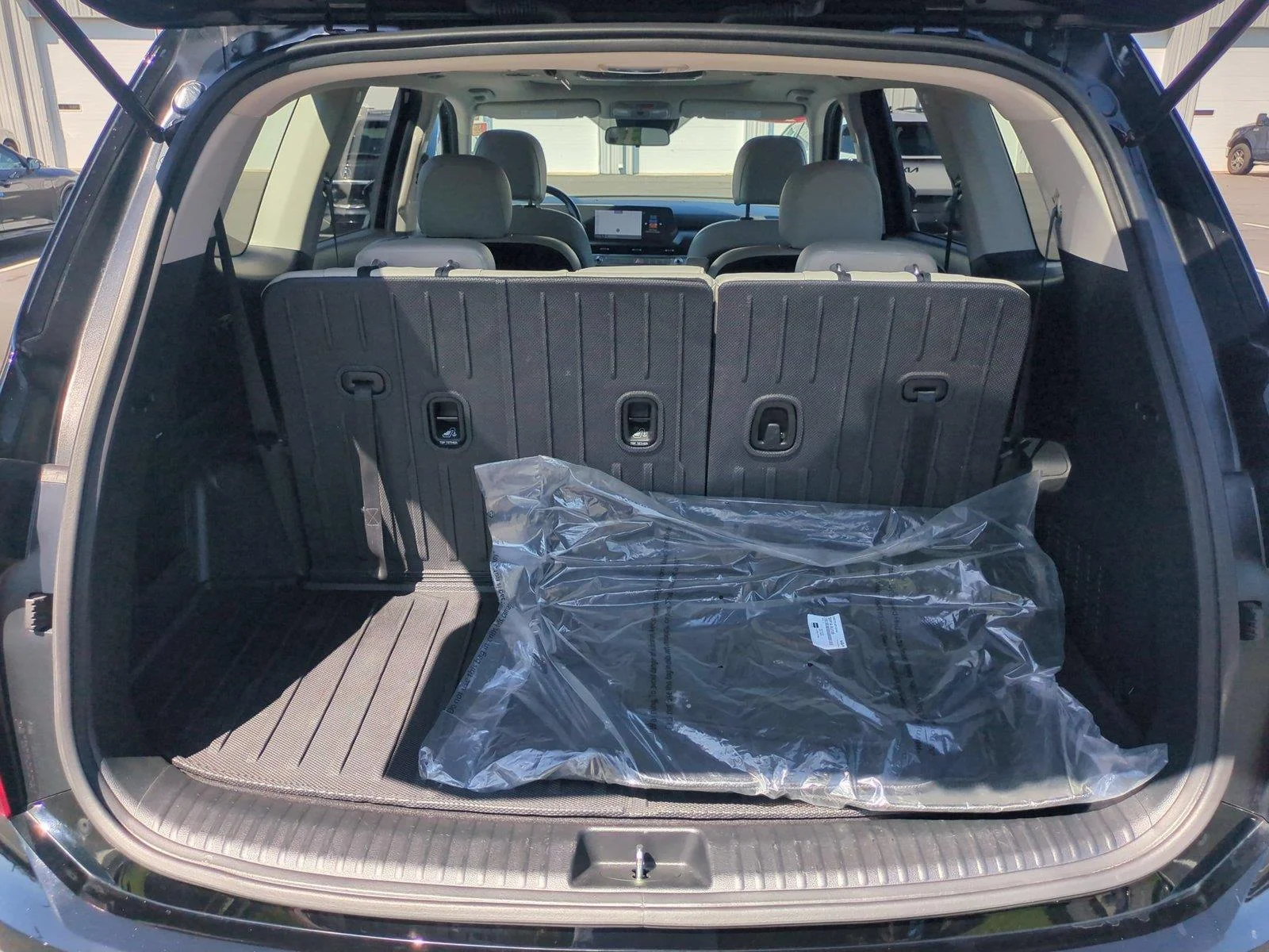 Used 2024 Ebony Black Kia S image 36