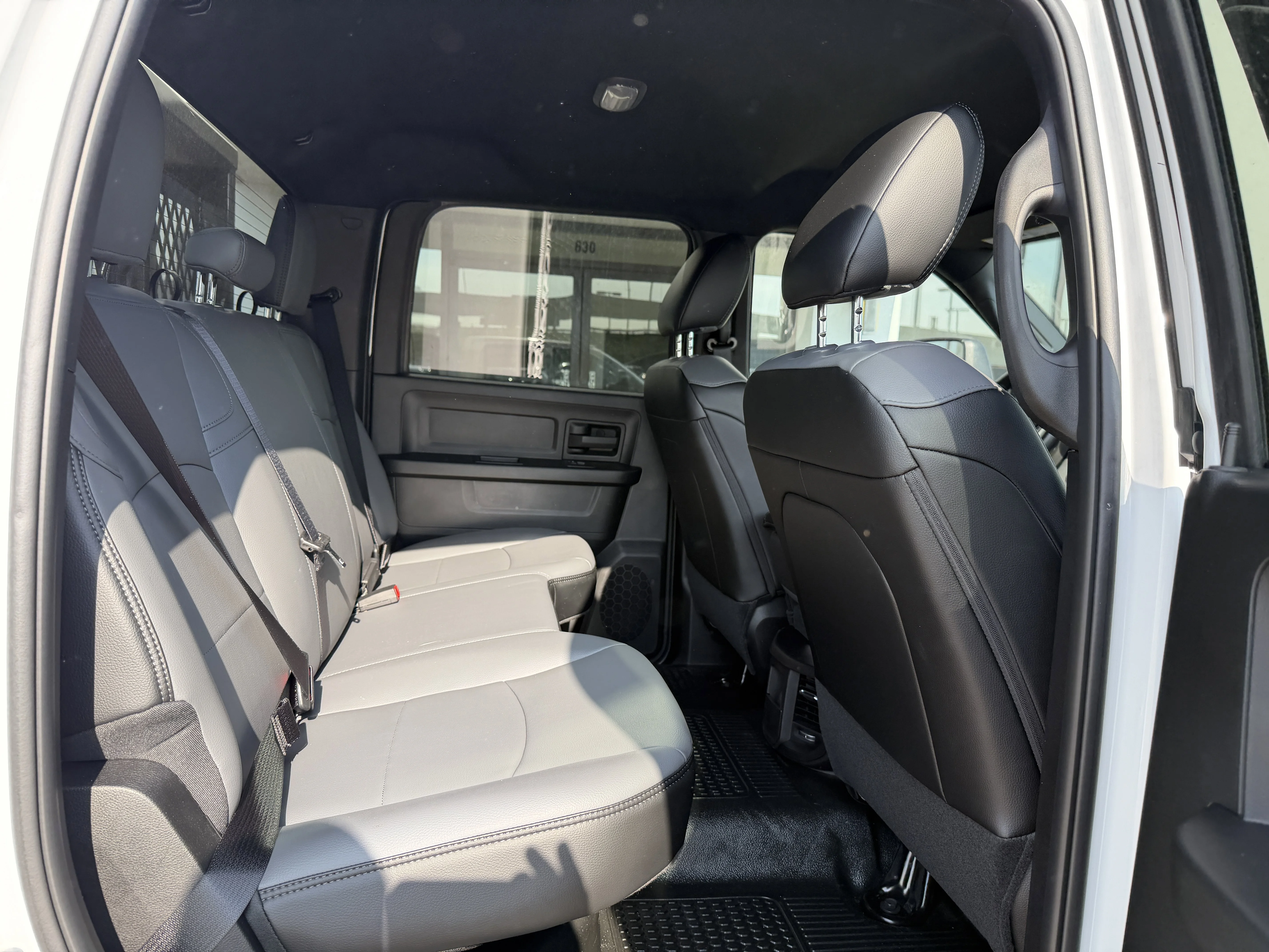 2026 RAM 3500 Chassis Tradesman - Photo 22